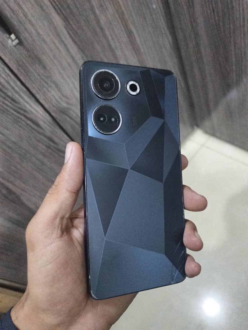 Tecno CAMON 20 2