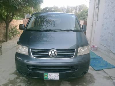 Volkswagen Transporter 10 Seater Diesel Lahore Number