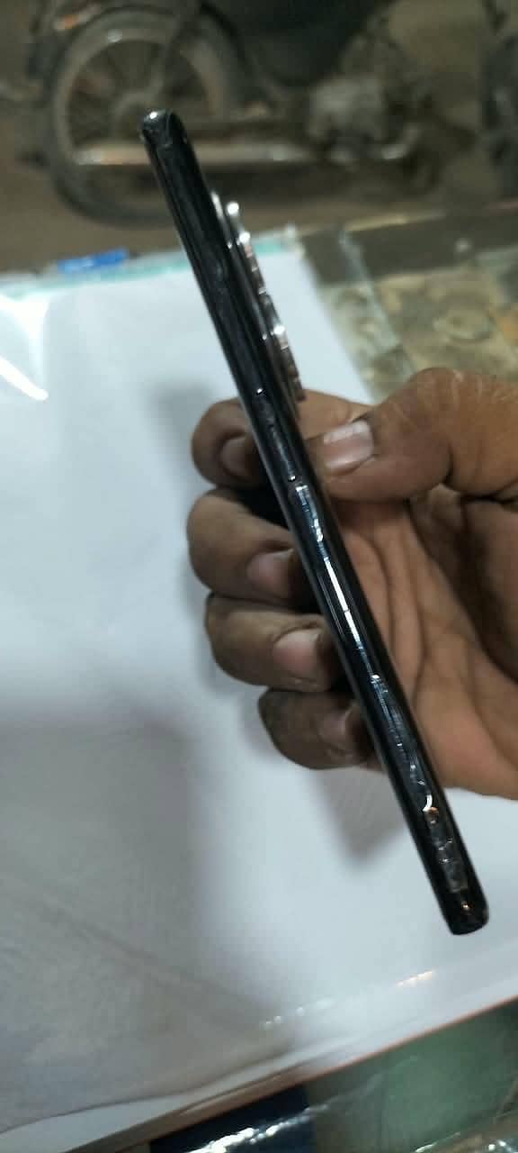REDMI NOTE 14 PRO 4