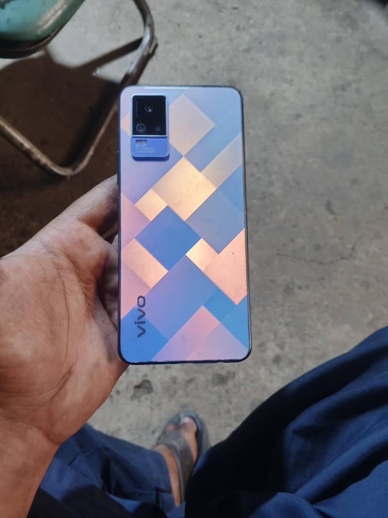 Vivo V21e 1