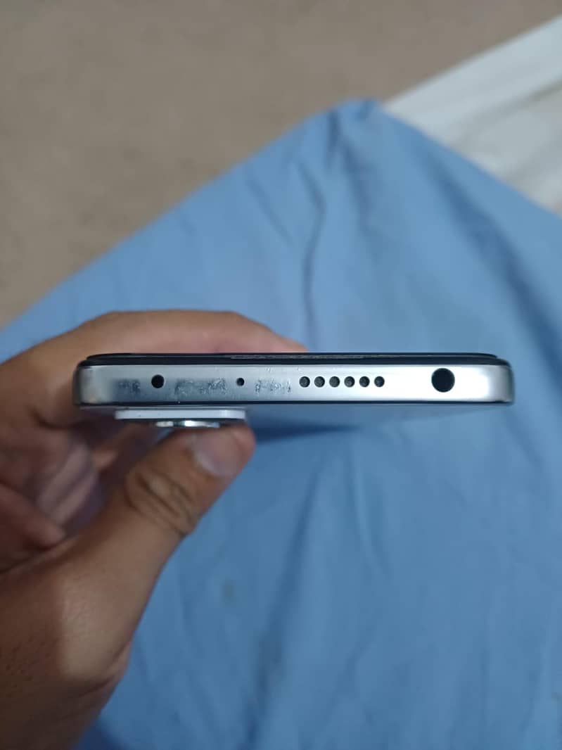 Xiaomi Redmi Note 12 Pro 4