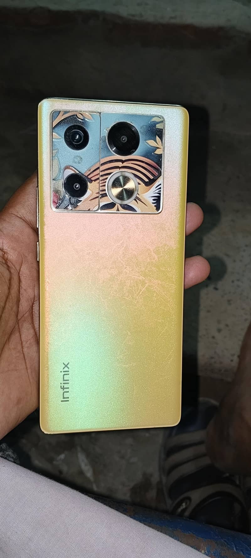 Infinix Note 40 Pro 5