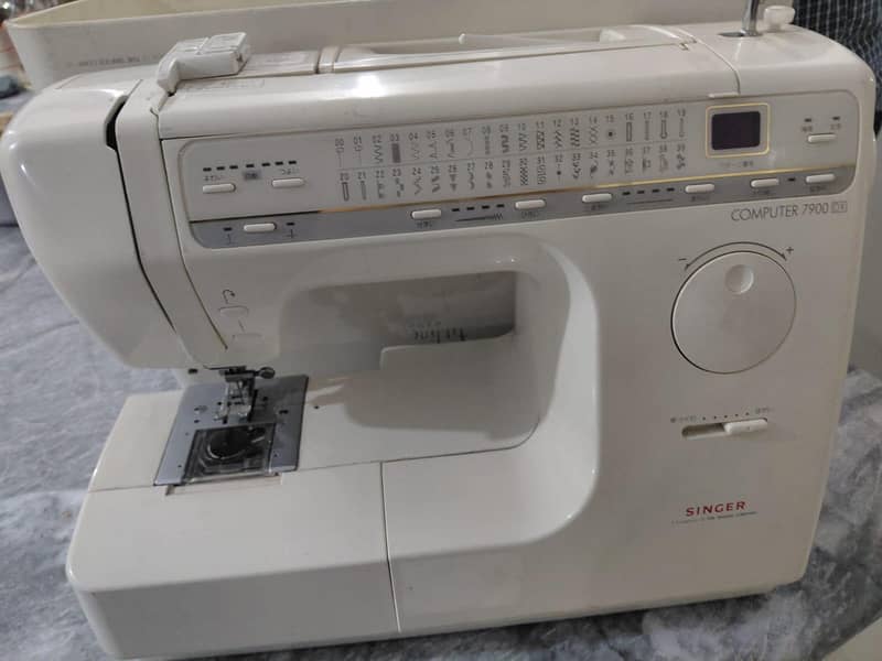 original singer sewing machine 1