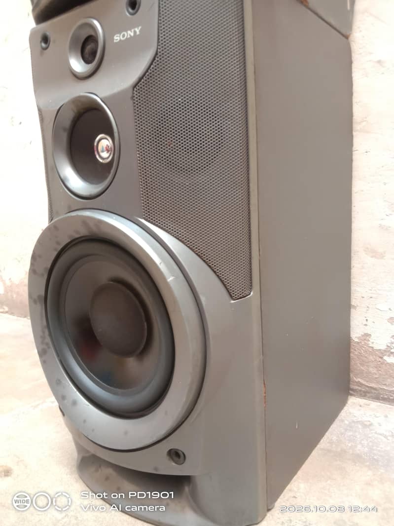 Sony speaker pair 2