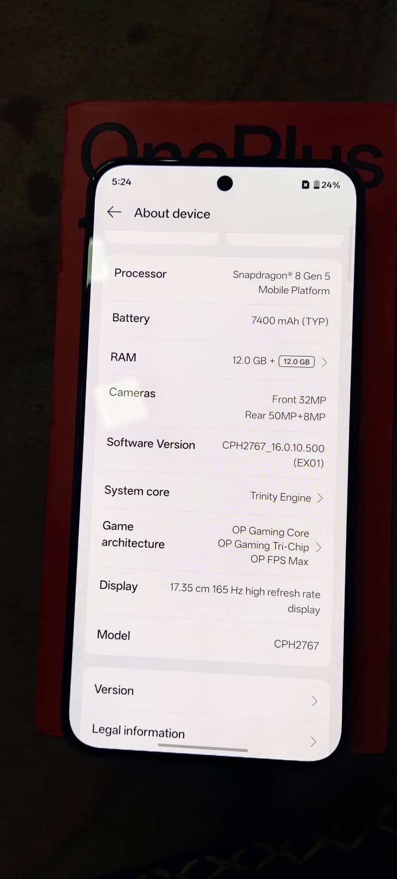 One Plus 15r 3