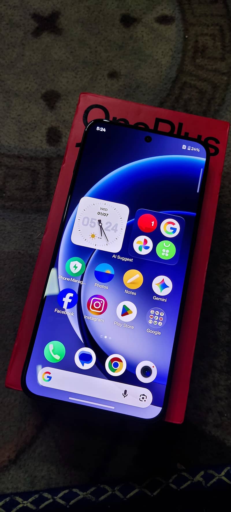 One Plus 15r 4