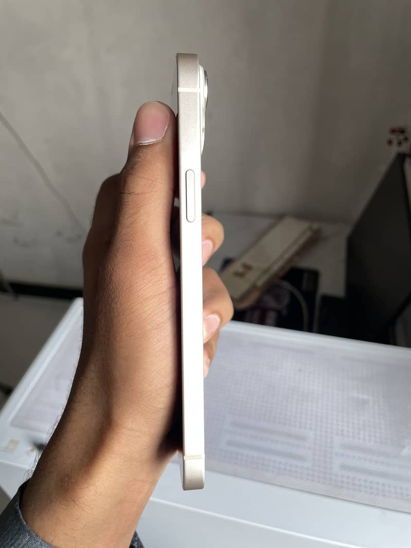 Apple iPhone 14 plus 4