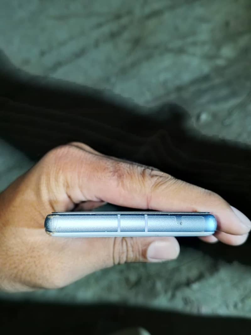 Google Pixel 7a 4