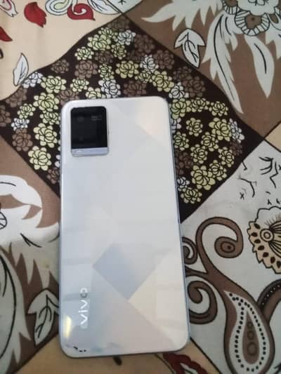 Vivo Y21