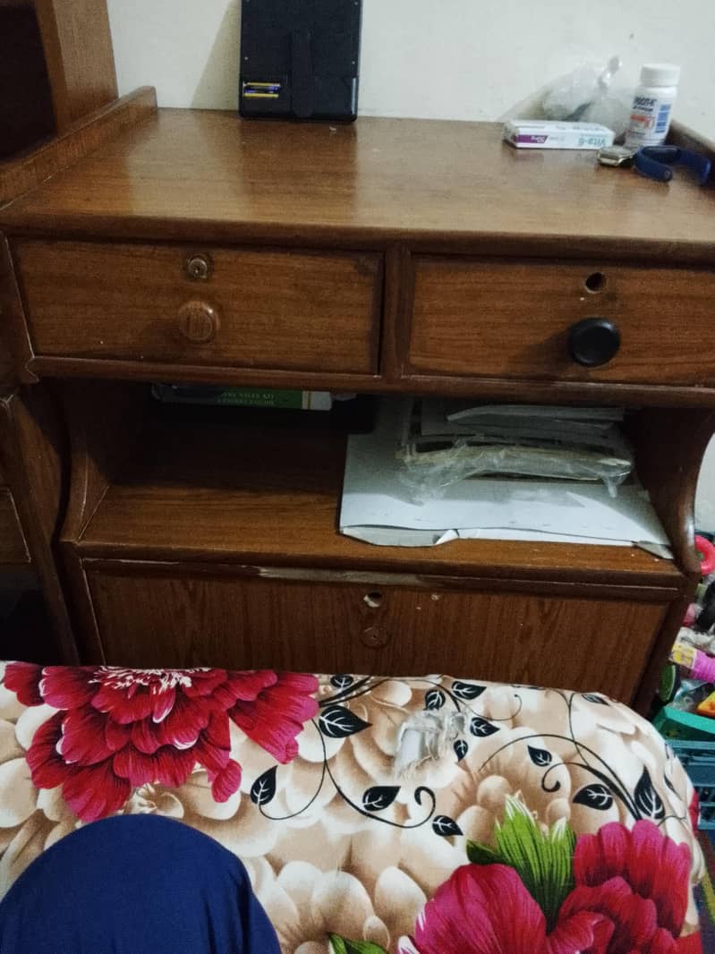 computer table 2