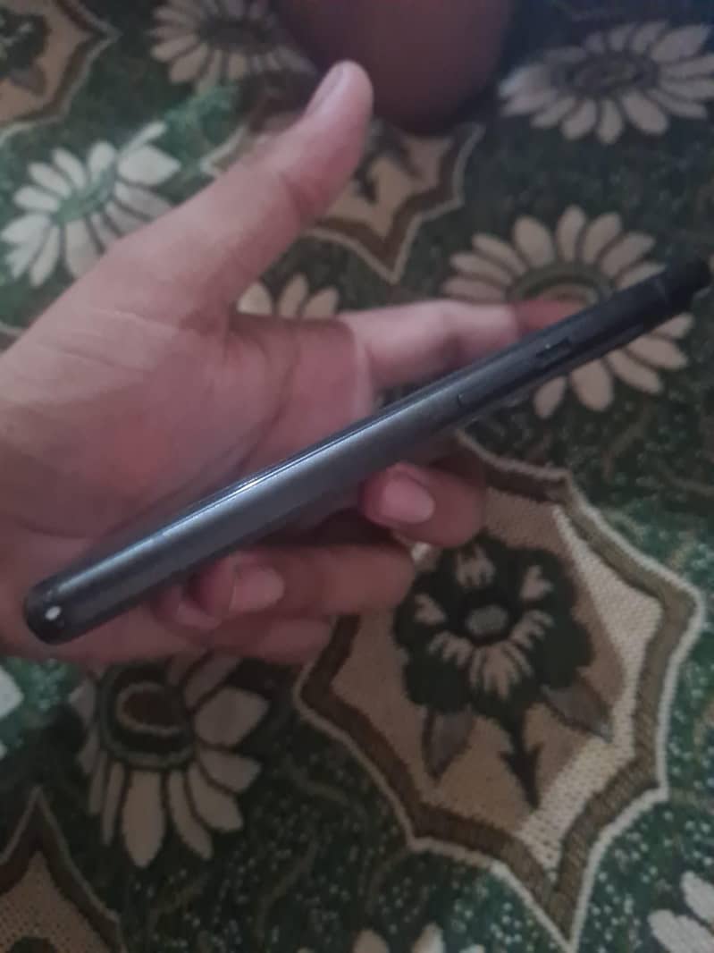 Google Pixel 6a 1