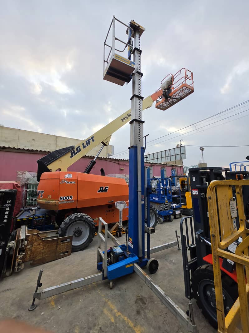 UPRIGHT UL-38 44 Ft Vertical Mast Lift, Man Lift, Scissor Lift 4 Sale ...