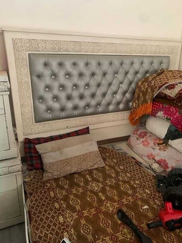 BED AND DRESSING 1
