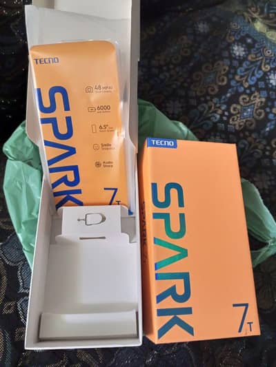 clean TECNO SPARK 7T 4/64 urgent sell