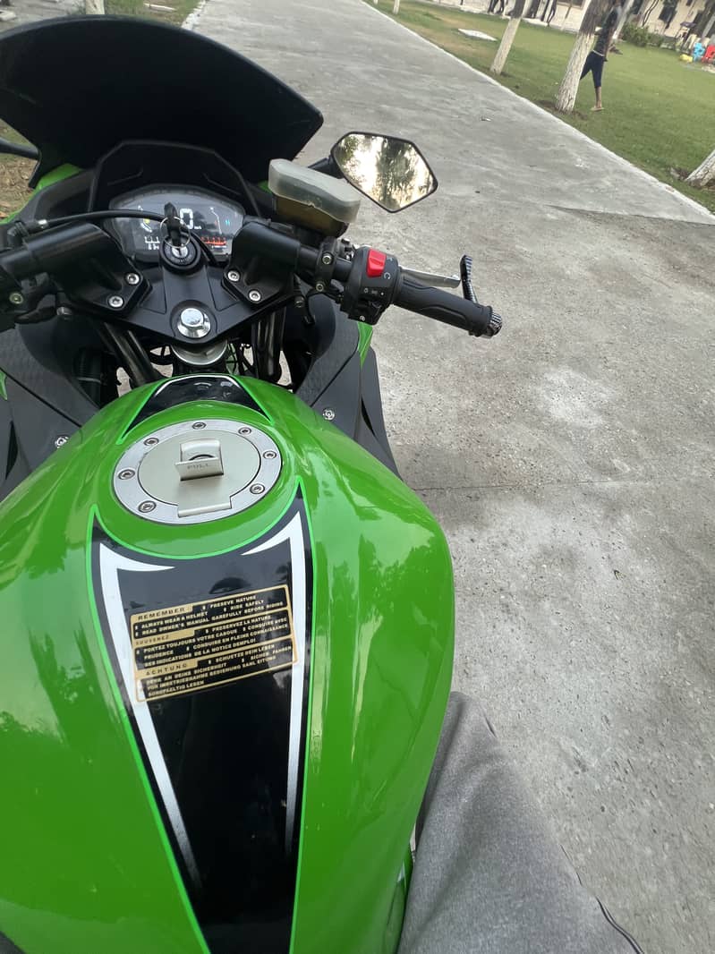 Kawasaki Ninja ZX-10R 2026 - Sports & Heavy Bikes - 1120386301