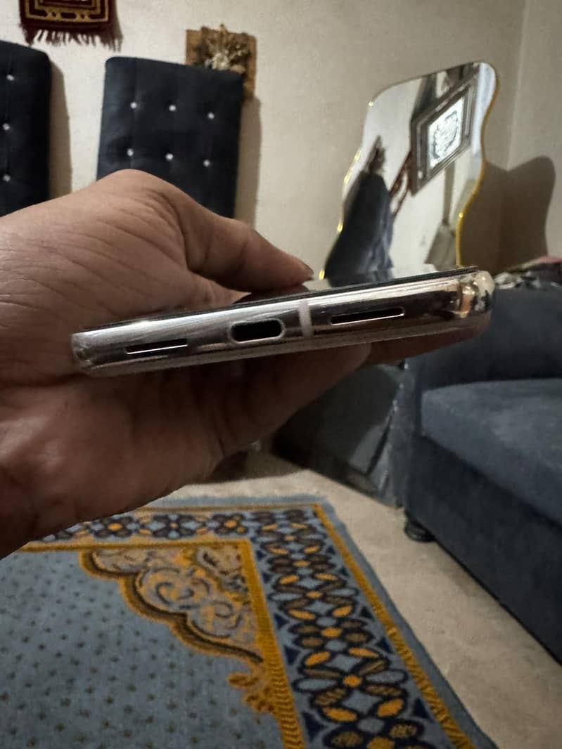google pixel 8 pro 3