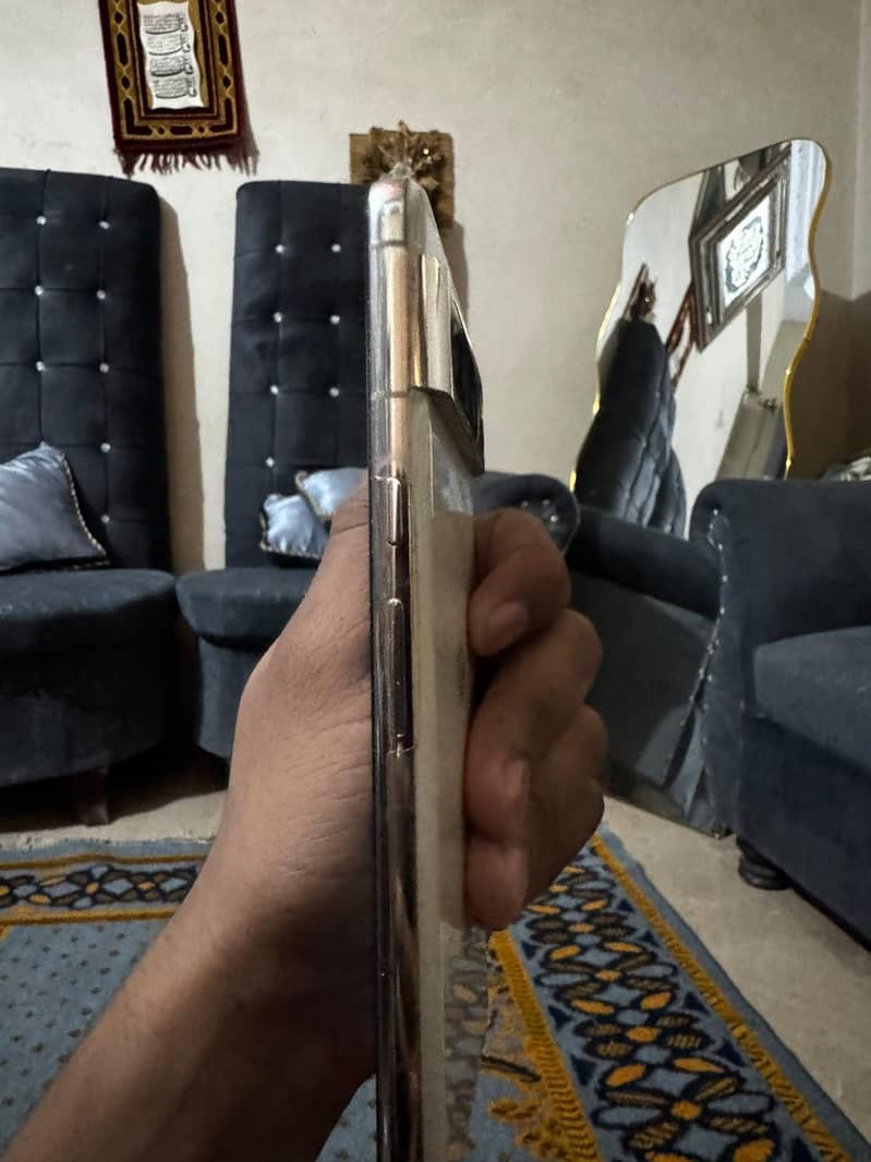 google pixel 8 pro 4