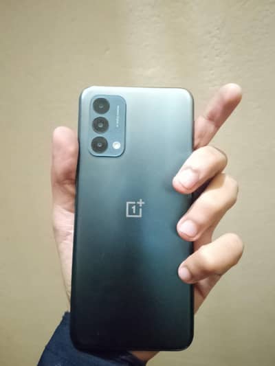 One Plus nord 200