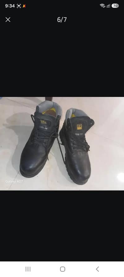 Brand new catepillar Steel toe boots