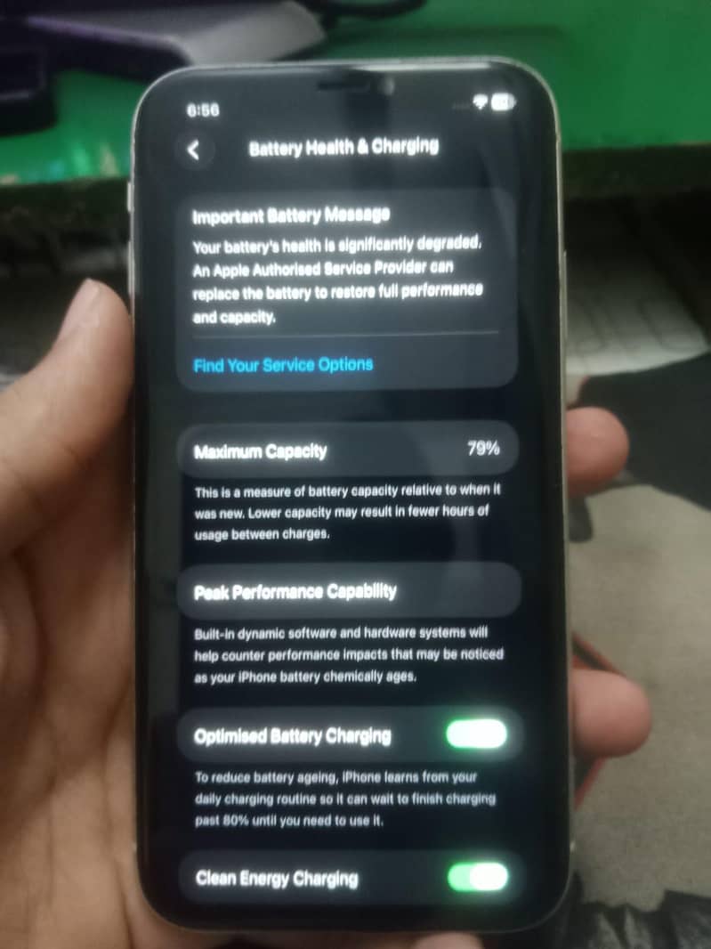 Apple iPhone 11 3