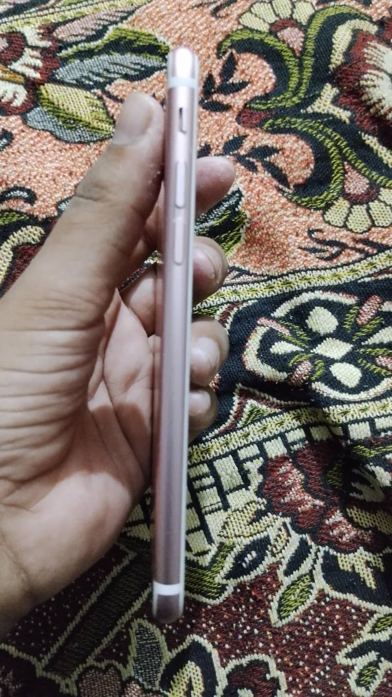 Apple iPhone 6S 2