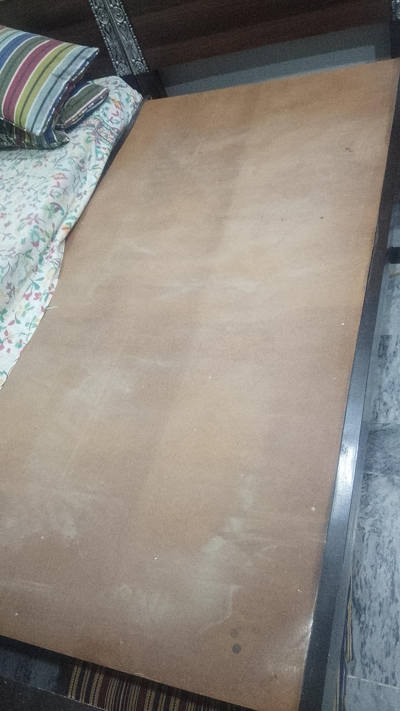 2 single beds 2