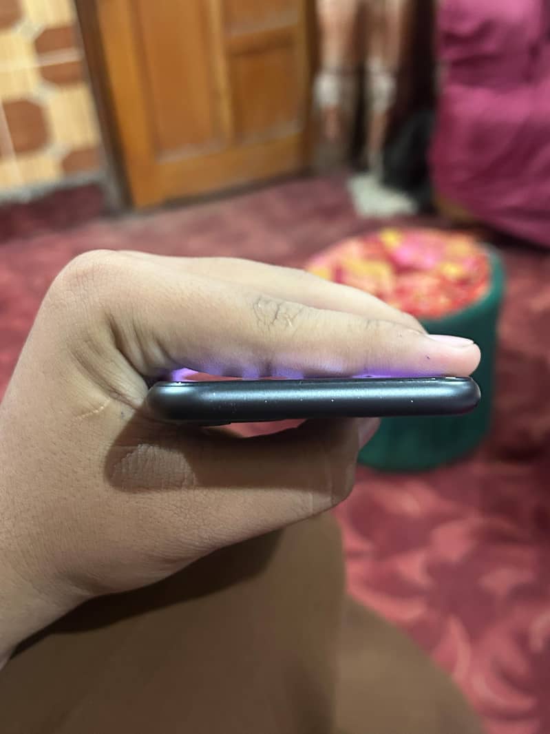 Apple iPhone 11 1