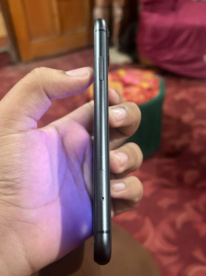 Apple iPhone 11 2
