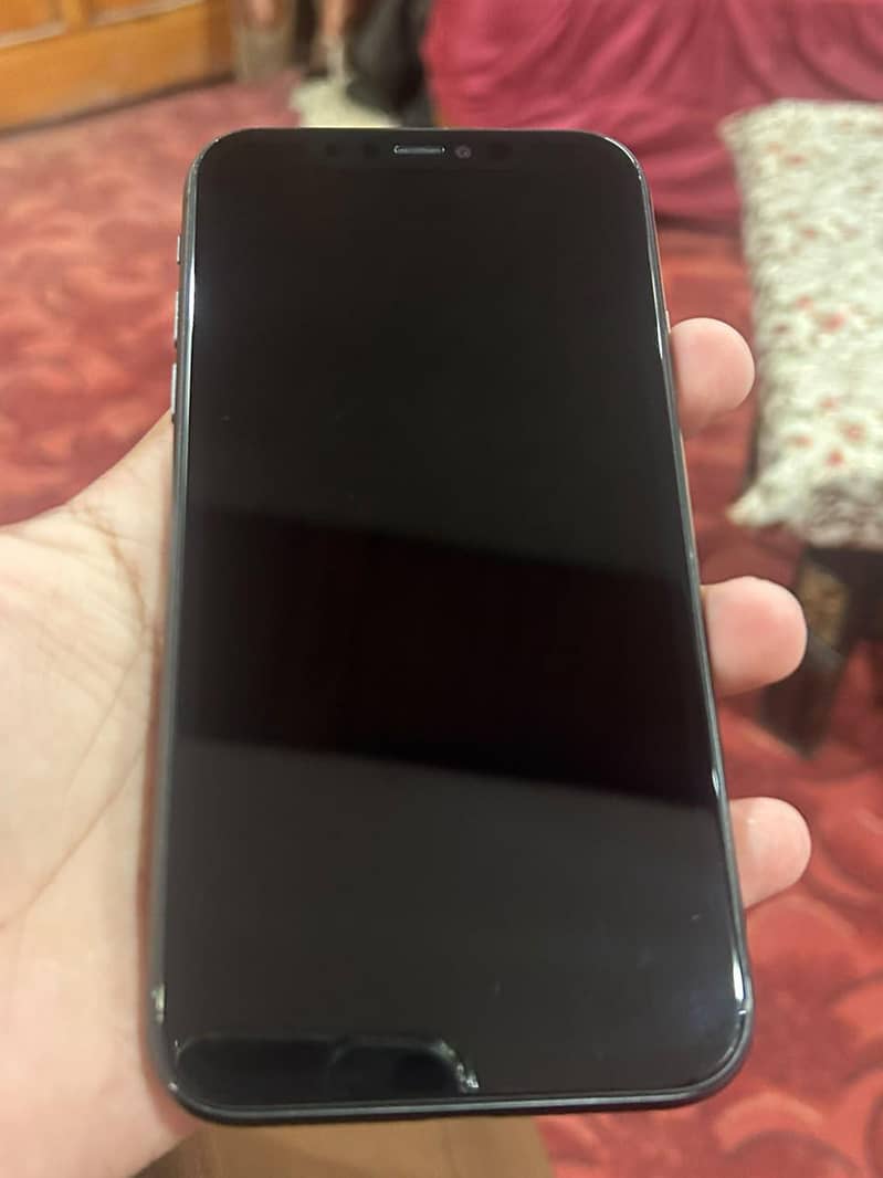 Apple iPhone 11 3