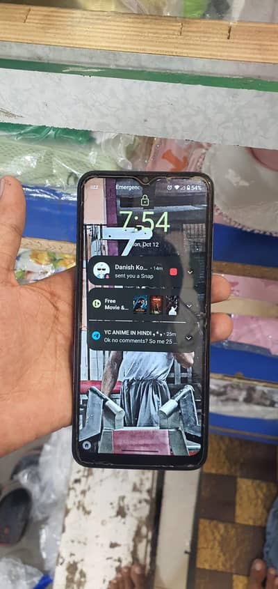 realme c35
