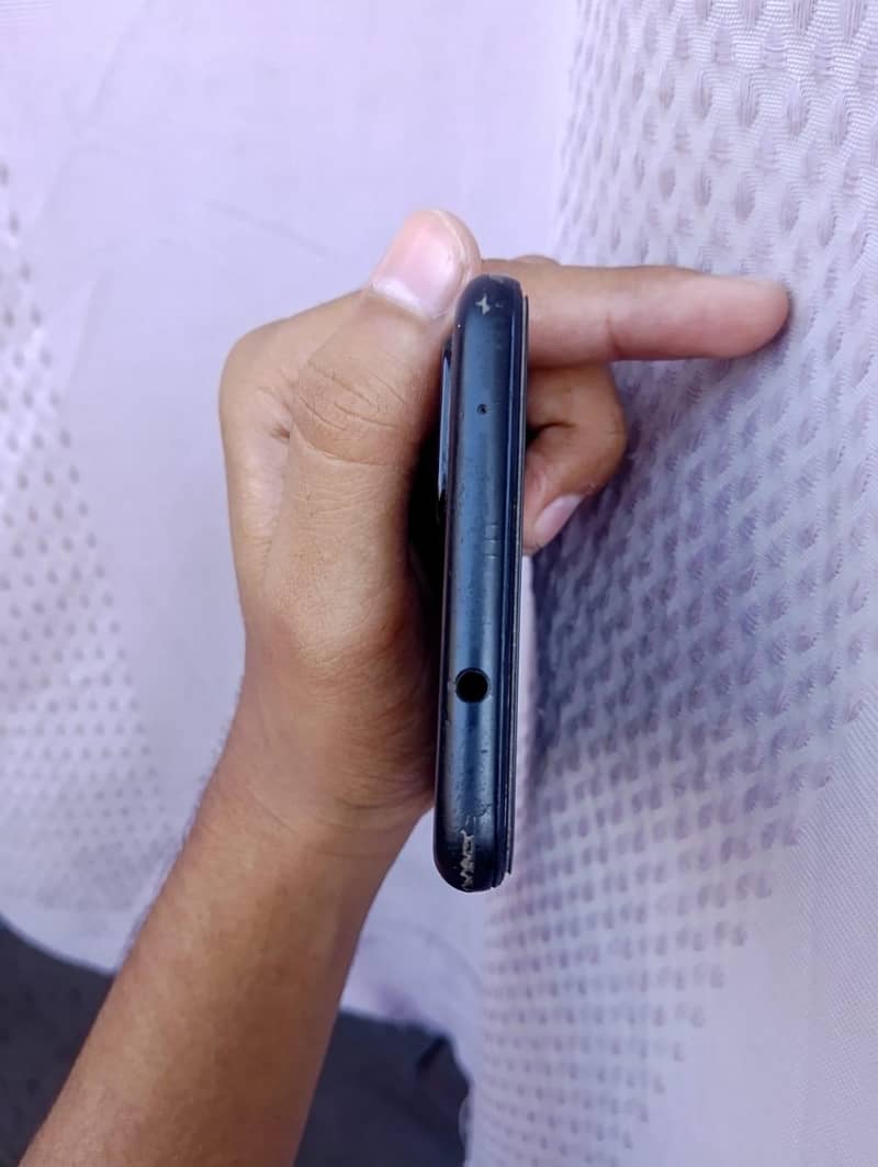 Google Pixel 4a 6