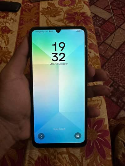 Samsung Mobile A06