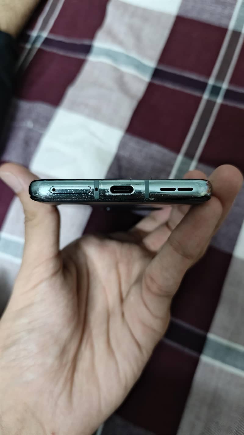 One Plus 10 Pro 5