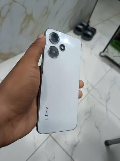Infinix Hot 30 Play