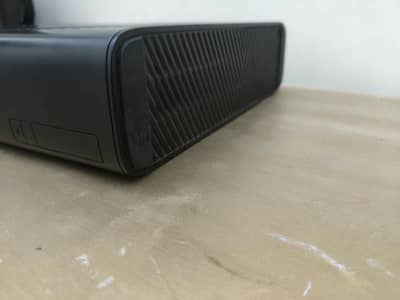 Oxbox360 console with controllers and 82 games. 250gb memory