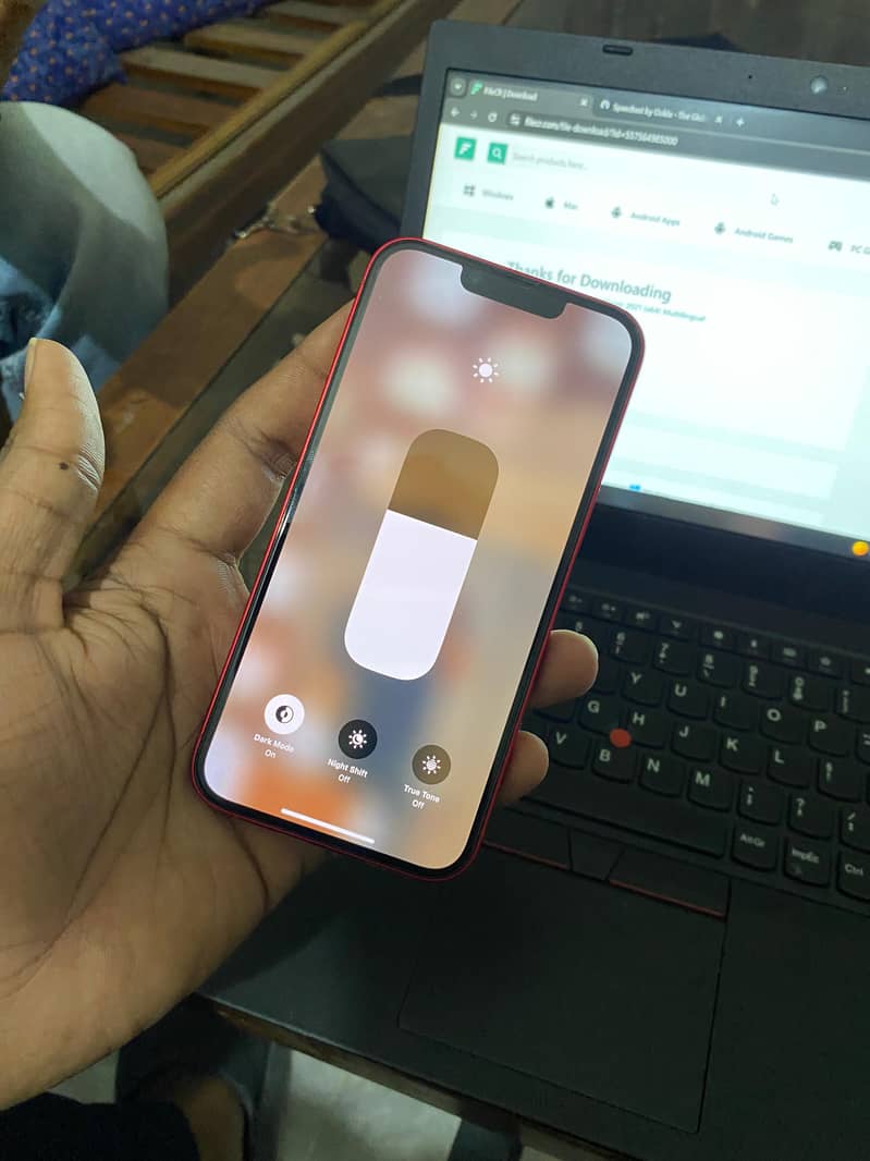 iPhone 14 3