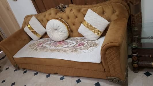 Premium 7-Seater Chesterfield Velvet Sofa Set – Royal Gold & Cream