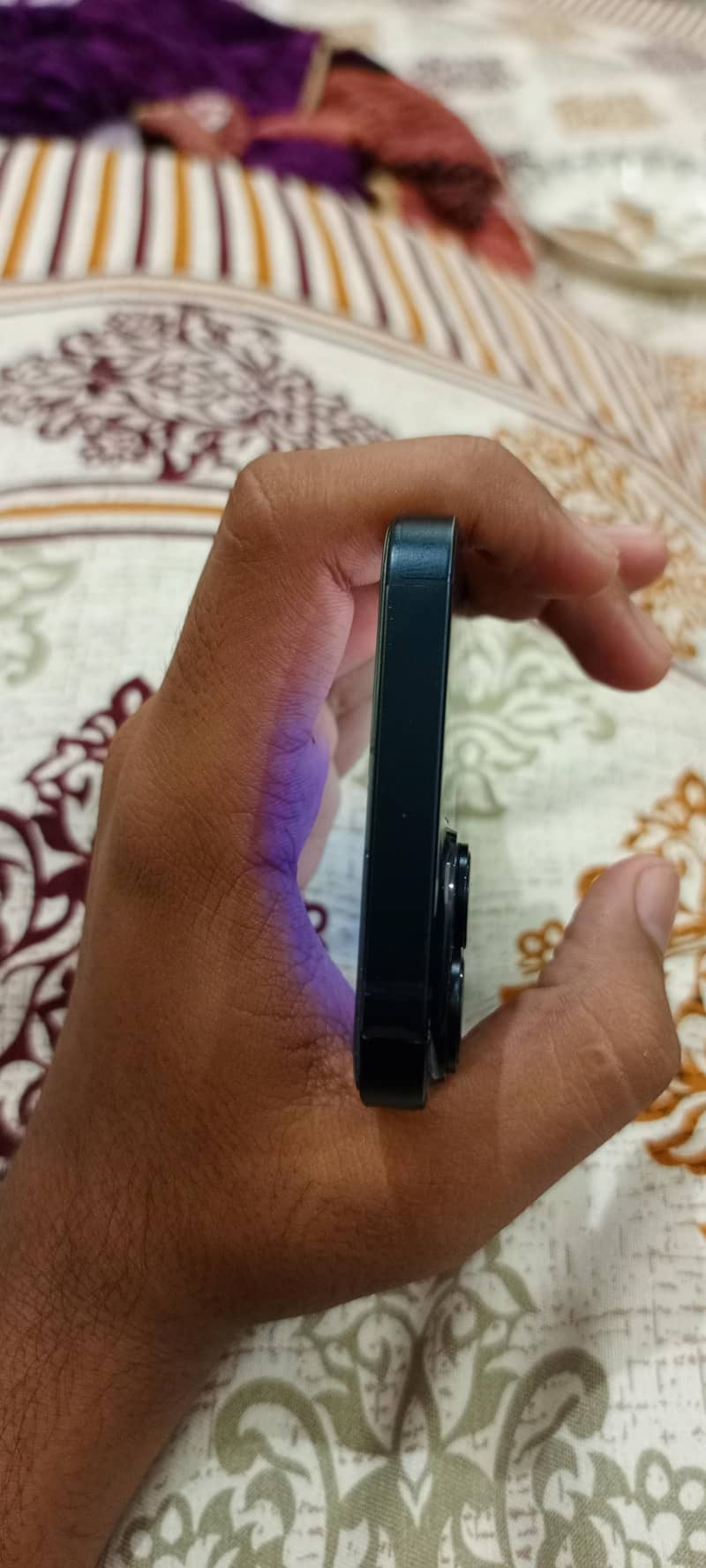 Apple iPhone 14 4
