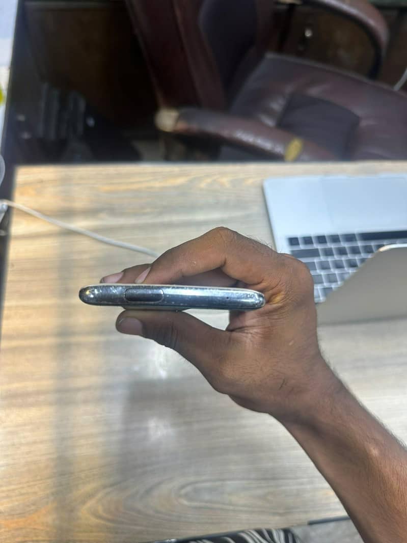 One Plus 7 Pro 6
