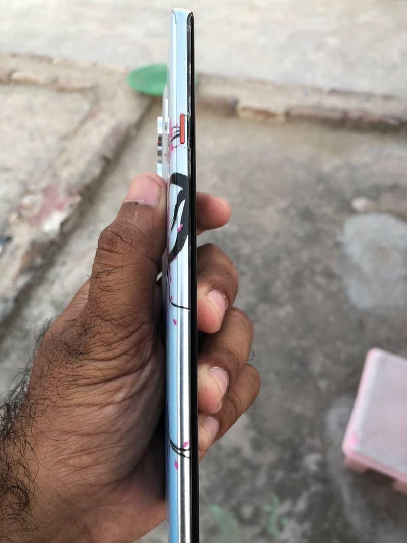 Tecno CAMON 40 Pro 3