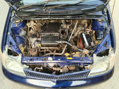 Toyota Platz 1999