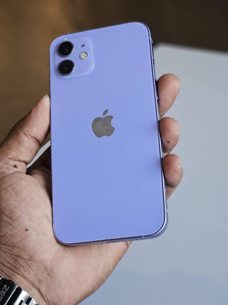 Apple iPhone 12 3