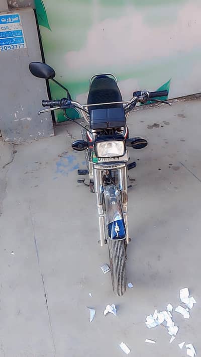 Honda CG 125 Model 2015 - Total Genuine Condition