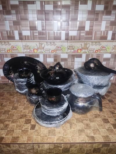 Brand New Marble Dinner Set for 8 Person