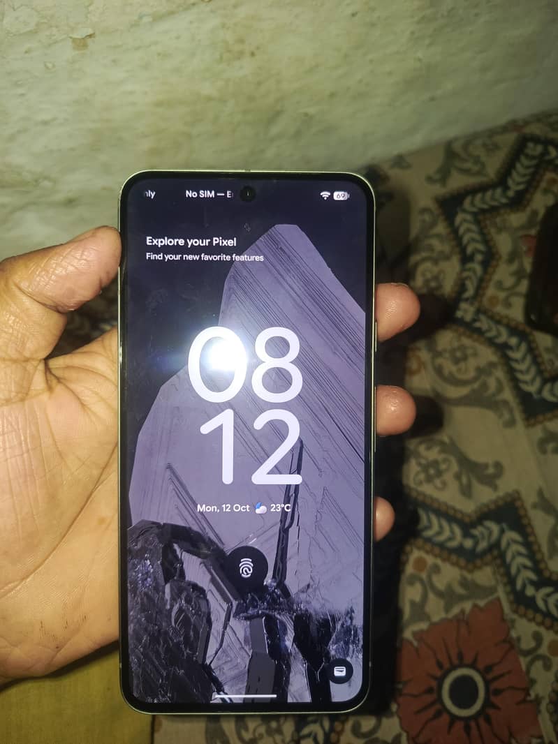 Google Pixel 8 5