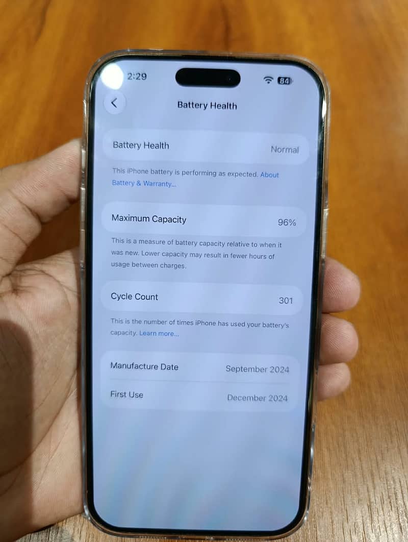Apple iPhone 16 Pro Max 3