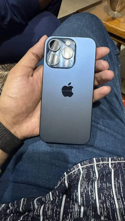 Apple iPhone 15 Pro jv