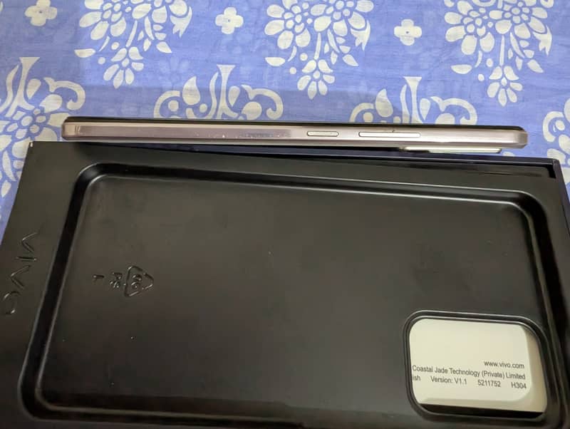 Vivo V21 2