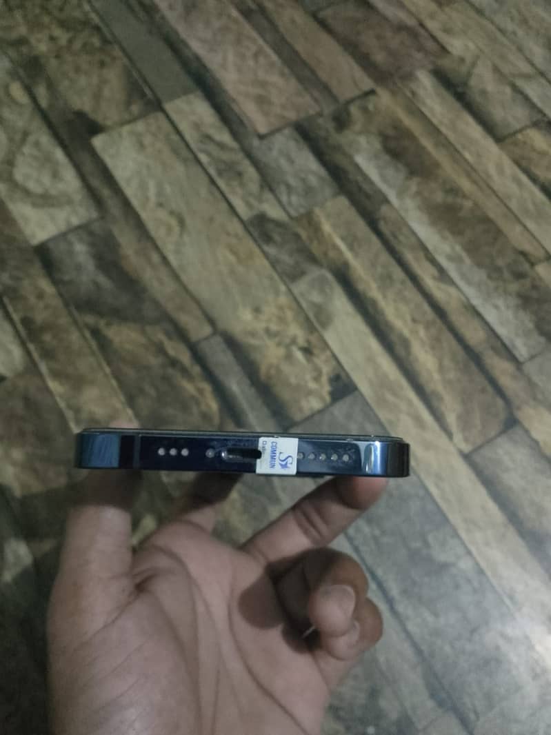 Apple iPhone 12 Pro Made in USA contact no: 03162755652 2