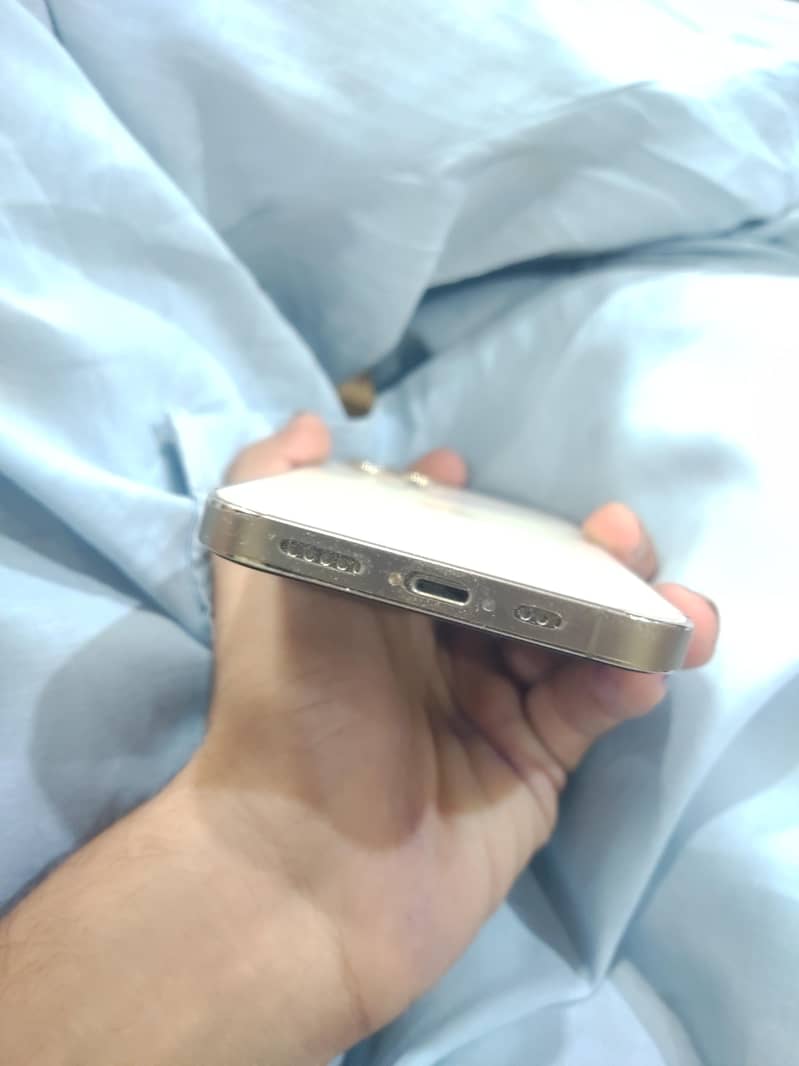 Apple iPhone 12 Pro 2